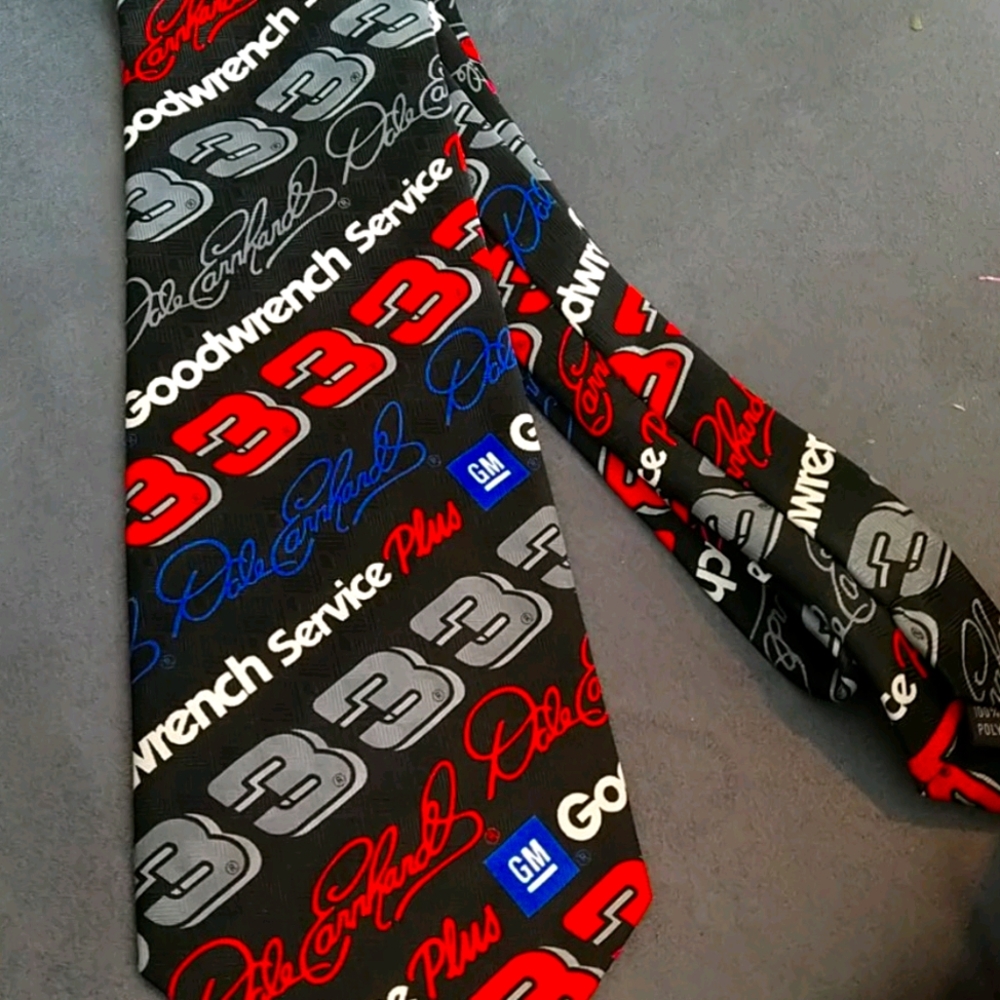 Nascar, Walnut ridge men's black Dale Earnhardt ti